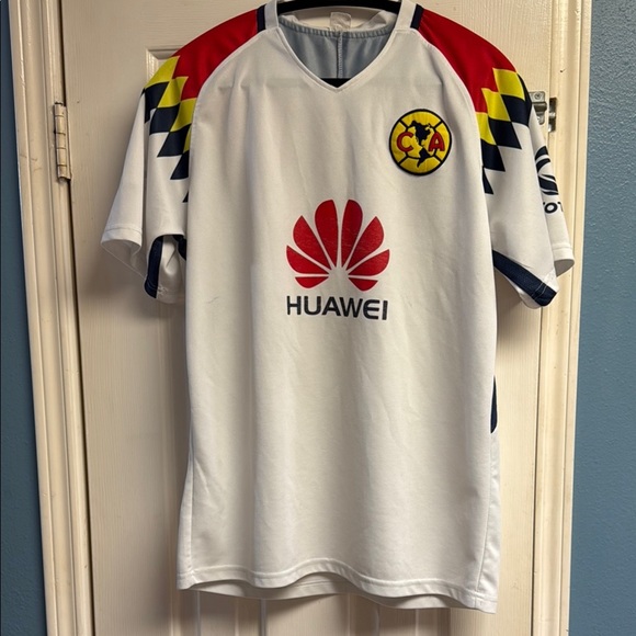 Club América Soccer Jersey - Picture 1 of 9